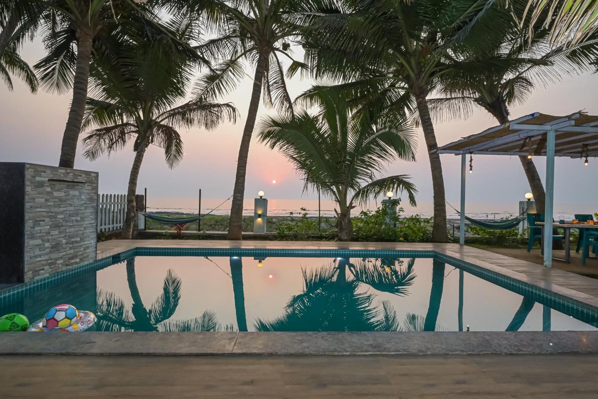 En Ocean Infinity Pool Villa Overlooking Sea ,Beach Touch Alībāg Dış mekan fotoğraf